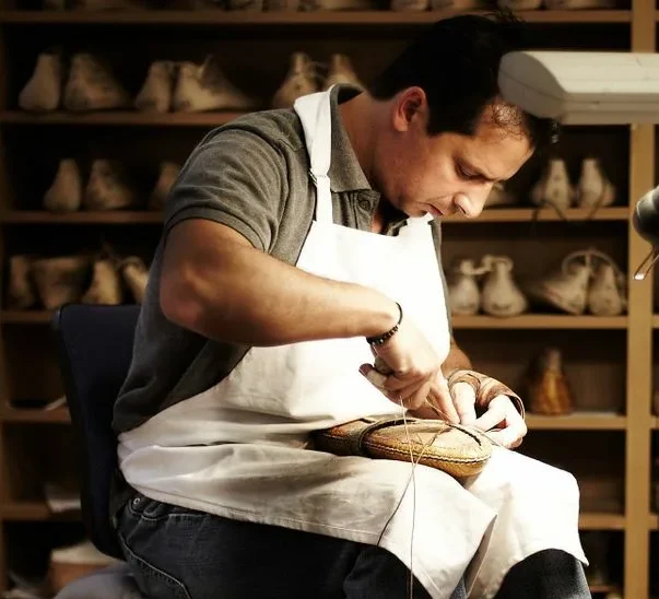 Производим обувь на широкую ногу